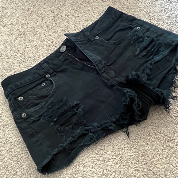 AE Black Jean Shorts - Picture 1 of 4